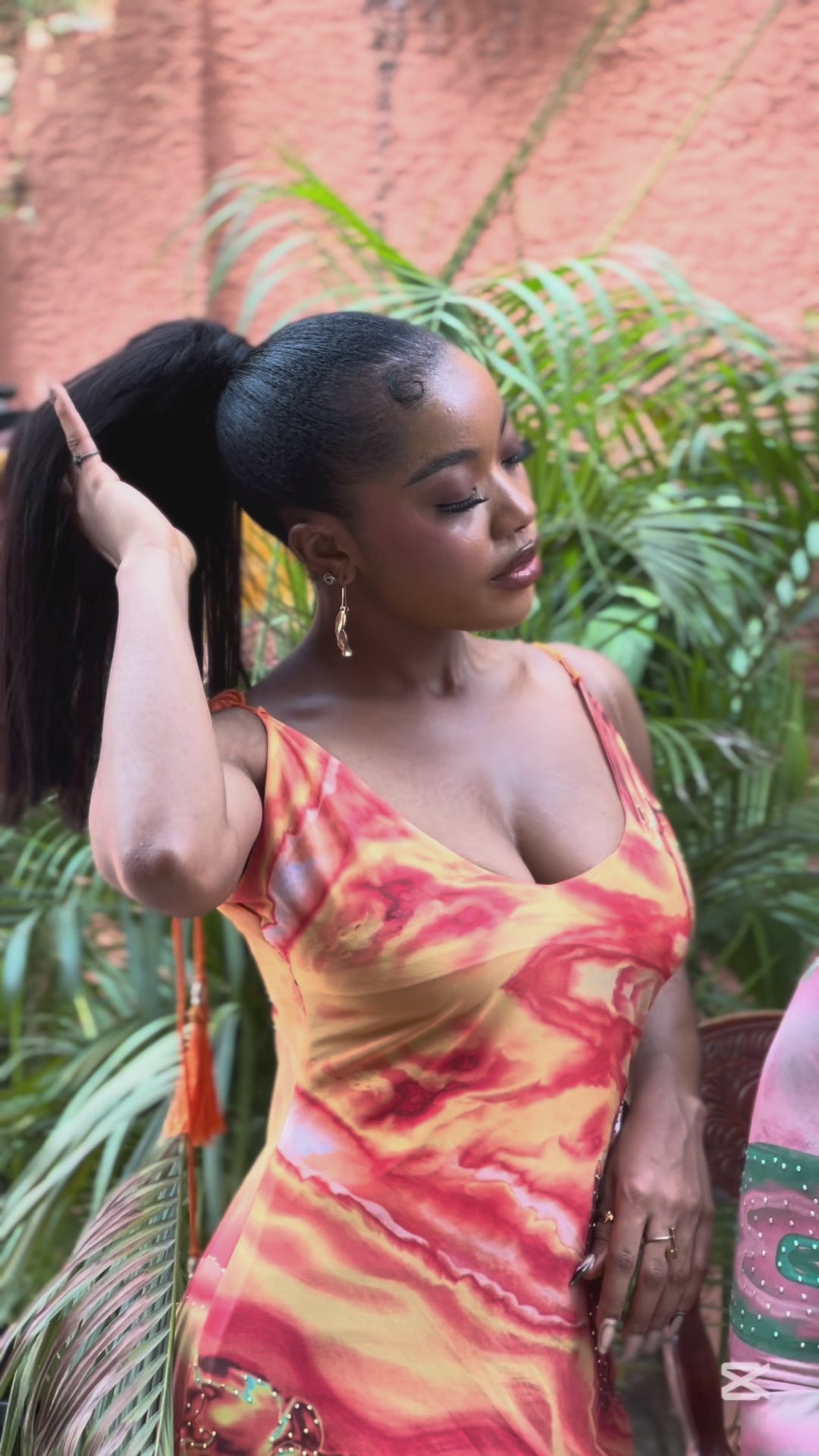 Load video: luxury dress